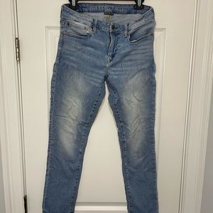 American Eagle men’s jeans